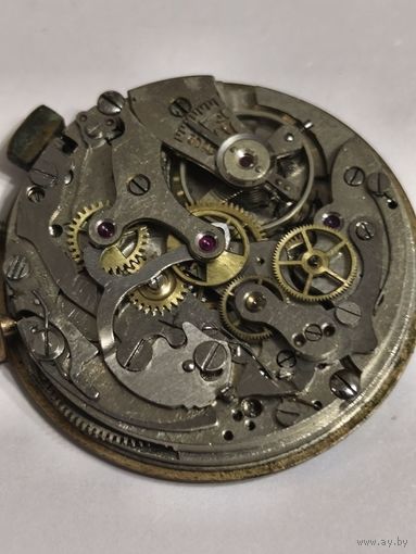 Часы механизм хронограф