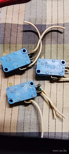 Переключатель ПМ 29.\цена за три\