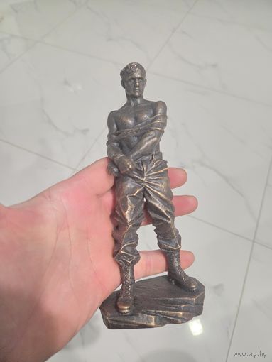 Бронзовая статуэтка Евгения Радионова