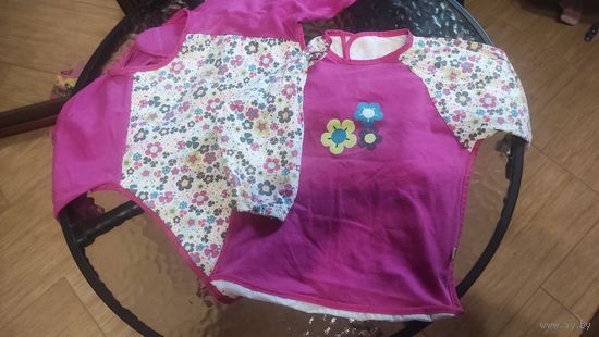 Фартуки/передники для творчества 2 штуки. На 3-6 лет. Отличные и удобные фартуки. Цена указана за пару.