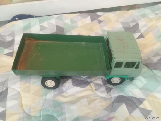 Железная машинка