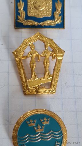 С 1 РУБЛЯ ! ЛОТ ТРИ ВОЕННО СПОРТИВНЫХ ЗНАКА ЛАТУНЬ КЛЕЙМА ФИРМА  ПОЗОЛОТА