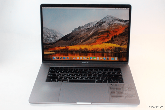 Ноутбук Apple MacBook Pro 15" Touch Bar (2018 год) MDM