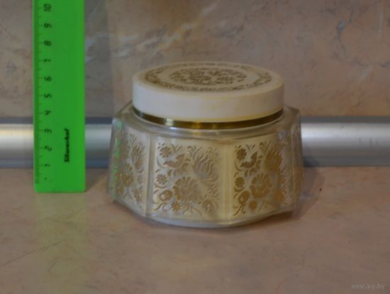 Шкатулка музыкальная. СССР. РАБОЧАЯ.