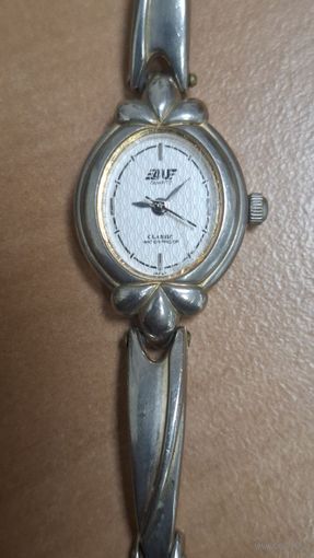 Часы женские. Япония.