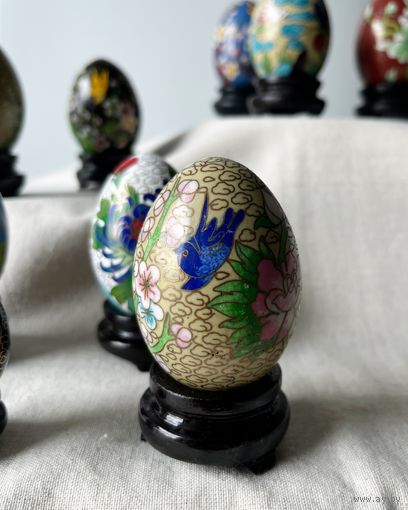 Статуэтка Яйцо Клуазоне клуазонне Перегородчатая эмаль с подставкой 6,5 х 4,5см