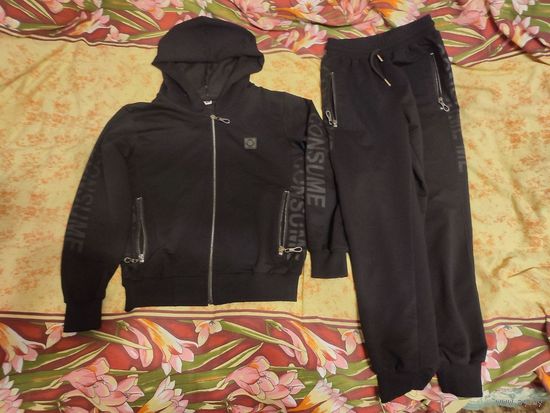 Спортивный костюм 140 см/10 лет