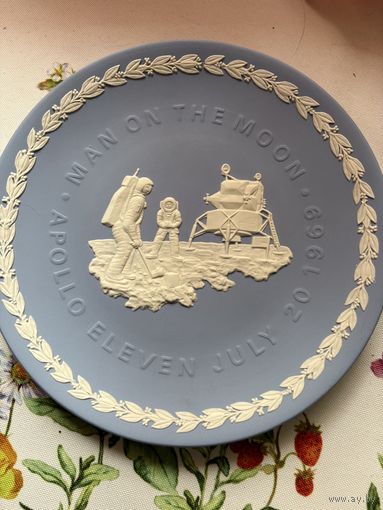 Тарелка Wedgwood тема Космос Полет на Луну редкая серия голубой бисквит Англия винтаж