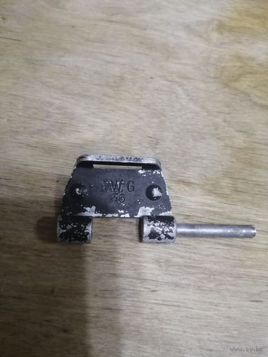 Крепление ручки немецкого котелка A.W.G.36