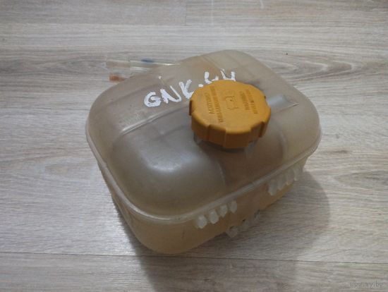 Бачок расширительный Opel Astra H