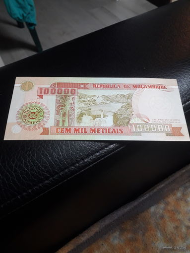 МОЗАМБИК 100000 метикал 1993 год