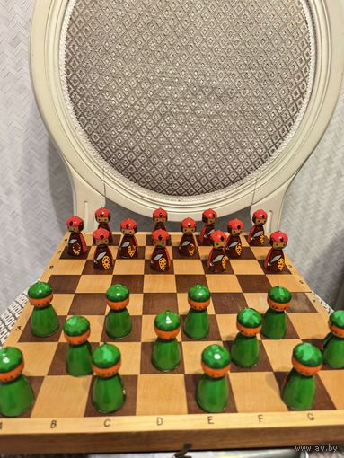 Шашки фигурные "Богатыри". Экспортные. СССР.