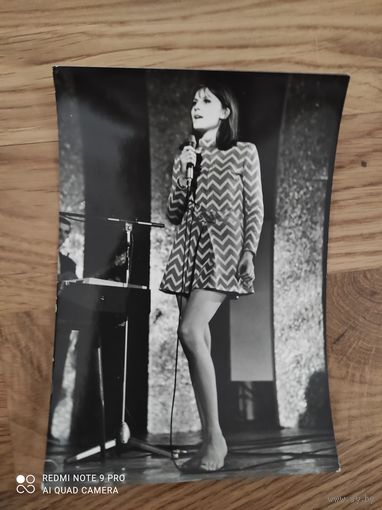 Сэнди Шоу певица актриса Англия