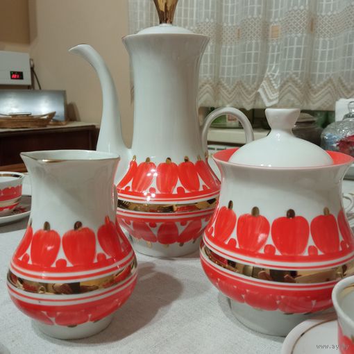 Винтажный  кофейный сервиз.