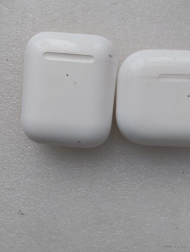 Наушники беспроводные 2 штуки.