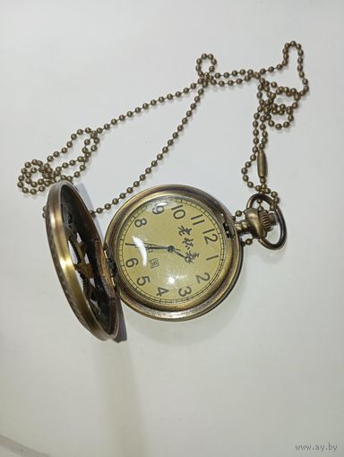 Кварцевые часы Карманные .