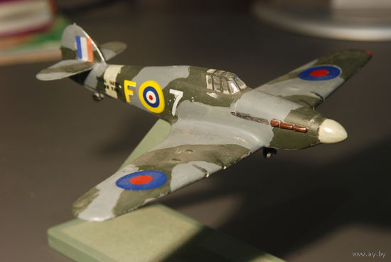 Модель самолета Hurricane 1/72
