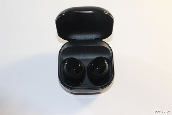 Наушники Samsung Galaxy Buds Core (черный)