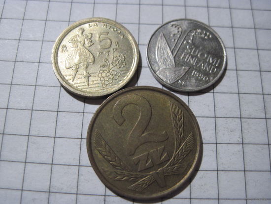 Три монеты/44 с рубля!