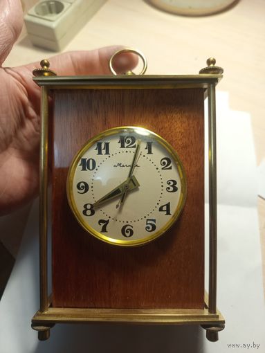 Настольные часы молния