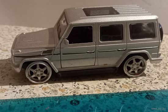 Машинка .Джип.