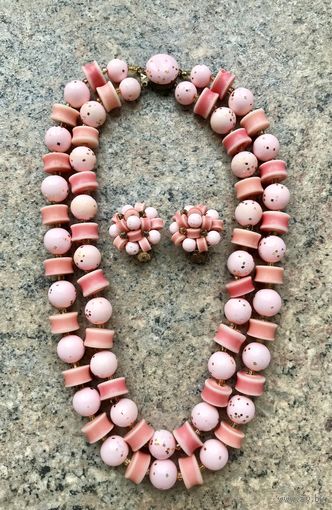 Бусы и клипсы комплект