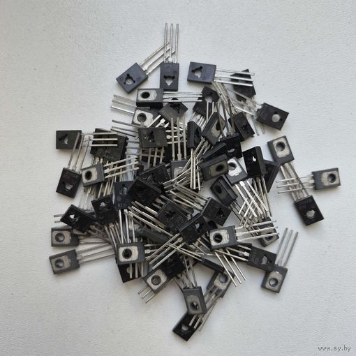 Транзисторы КТ814Г 1995 г. 80 штук