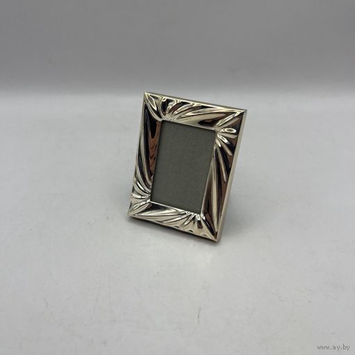 Рамка для фото посеребренная. Италия. 3811