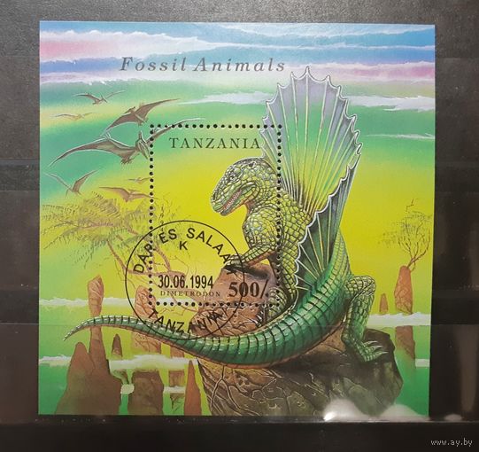 Танзания. 1994 год. Фауна. Динозавры. Блок (148)
