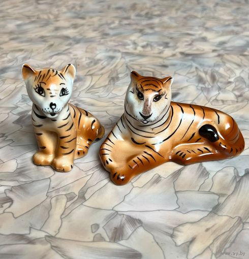 Лот. Статуэтки фарфоровые "Тигр с тигрёноком" ДФЗ