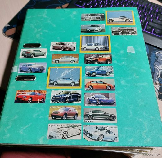 Более 400 вкладышей Turbo и Bombibom с альбомом