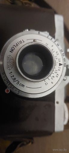 Фотоаппарат ретро