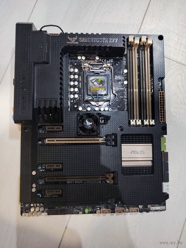 ASUS SABERTOOTH Z77