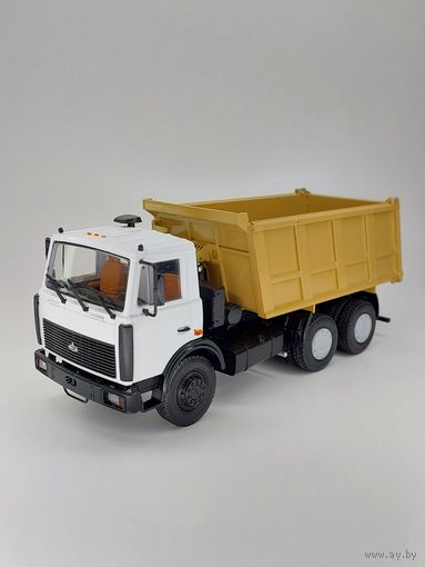 Минский -5516 от Автоистории 1:43