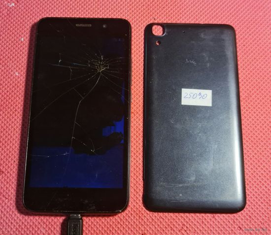 Телефон Huawei Y6. Можно по частям. 25090