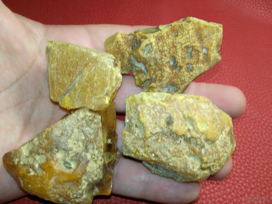 ЯНТАРЬ-. Камень Природный - 120 грамм. Балтика..// по 1уе.гр. //