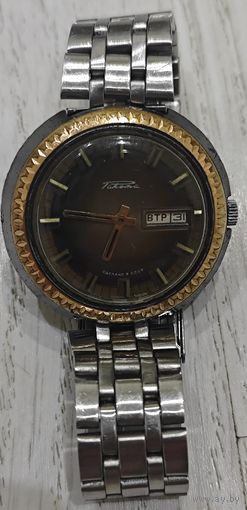 Ракета - шайба. Коллекционные часы с родным браслетом. На ходу. СССР