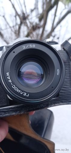 ФОТОАППАРАТ ЗЕНИТ ОБЪЕКТИВ ГЕЛИОС 44 И ВЗВОДИТСЯ И ЩЕЛКАЕТ Распродажа Коллекции !!! . Экспресс  Аукцион  с рубля без МПЦ и прочего 3 ДНЯ  .Много лотов в продаже .