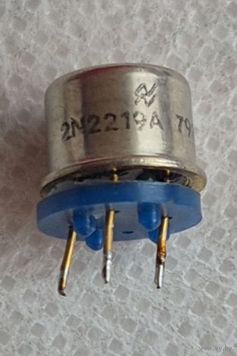 Транзистор 2N2219A National Semiconductor, NPN 75В 0.6А 0.8W 300MHz TO-39