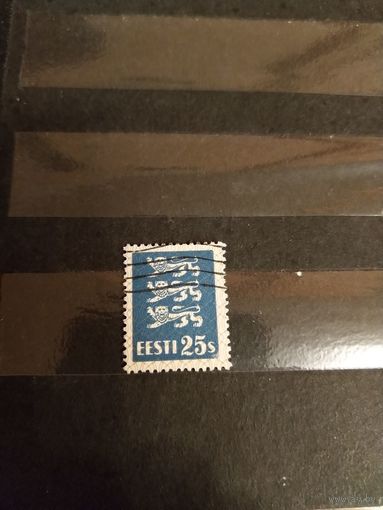 1935 Эстония Мих 107 герб (5-8)