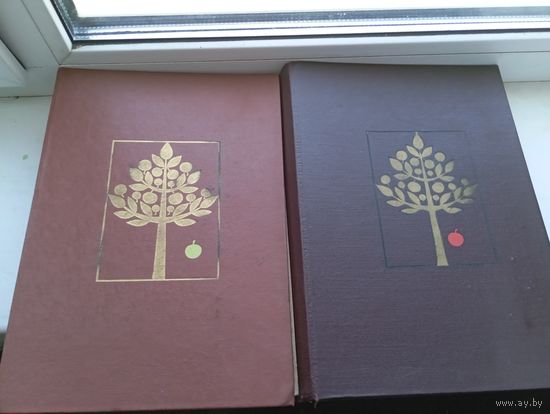 Два альбома для открыток фото фотографий , каждый на 36 листов 72 страницы , читайте описание