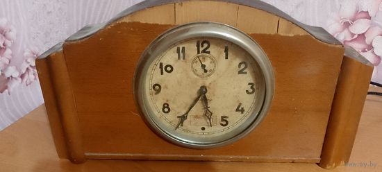 Старинные часы