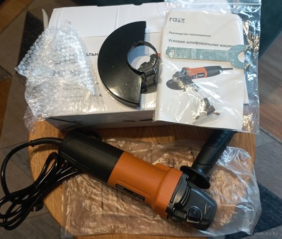 УШМ (болгарка) Razz AG-710KR (710 Вт/125 мм)