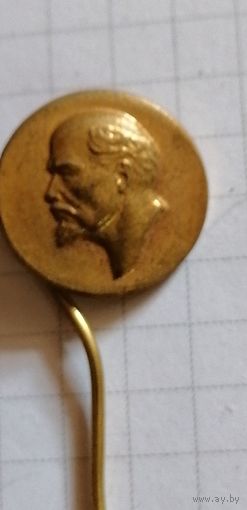Значок фрачник знак В И Ленин 1870 - 1970 гг клеймо автор - Жуков Прага 3 бронза