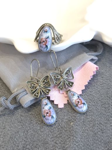 Серьги с ажурной филигранной бабочкой и кольцом скань, финифть, винтаж, СССР, мельхиор