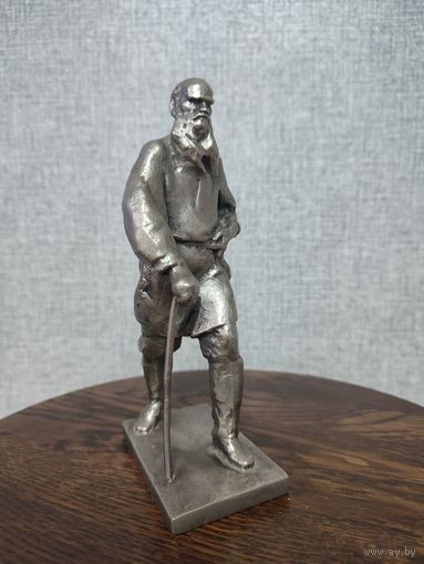 Статуэтка силумин Л.Н.Толстой.