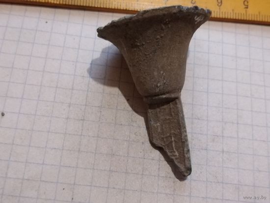 Подсвечник. Верхняя часть. Старый. Имеется рисунок. Находка