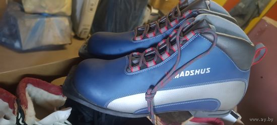 Ботинки лыжные MADSHUS