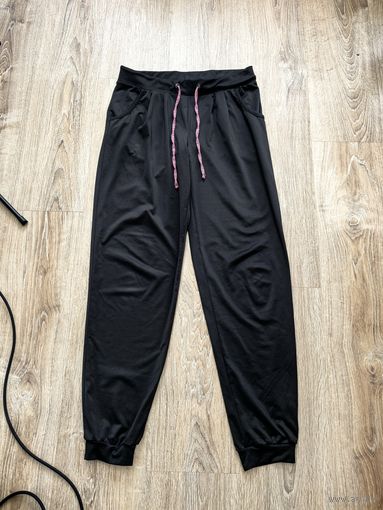 Спортивные штаны, р.42-44 эластичные