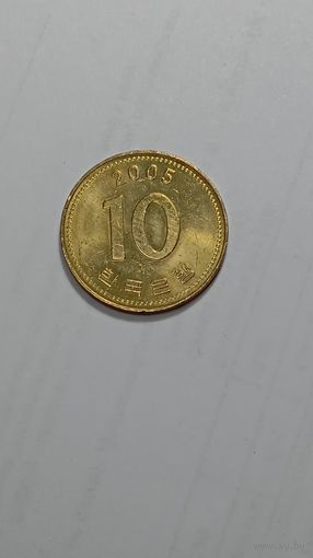 Южная Корея 10 вон 2005 года .